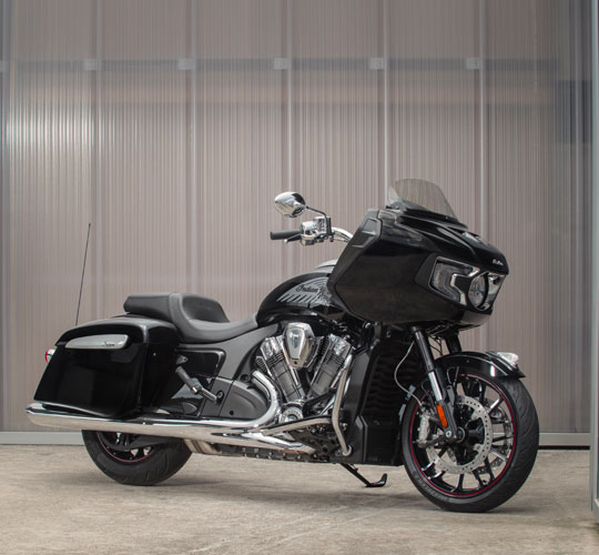 CARGADA DE ESTILO PREMIUM