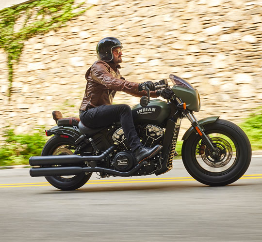 TOTALMENTE OSCURECIDA